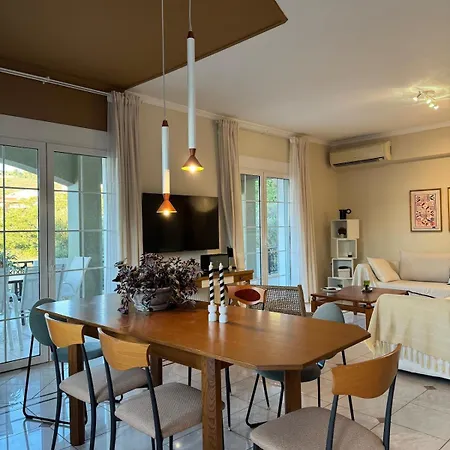 Nature Spacious Apt, 2km From Chania Old Town, Private Parking Χανιά