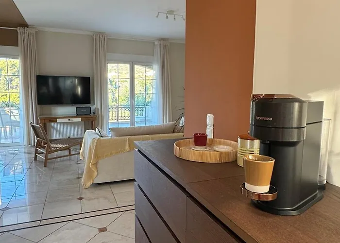 Nature Spacious Apt, 2km From Chania Old Town, Private Parking