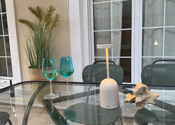 Daire Nature Spacious Apt, 2km From Chania Old Town, Private Parking *