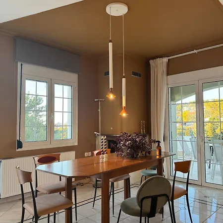 Nature Spacious Apt, 2km From Chania Old Town, Private Parking *