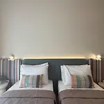 Nature Spacious Apt, 2km From Chania Old Town, Private Parking *