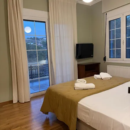 Nature Spacious Apt, 2km From Chania Old Town, Private Parking * La Canea