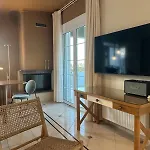 Nature Spacious Apt, 2km From Chania Old Town, Private Parking Apartmán