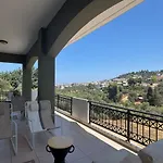 Nature Spacious Apt, 2km From Chania Old Town, Private Parking
