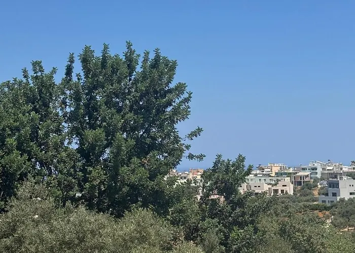 Nature Spacious Apt, 2km From Chania Old Town, Private Parking Hriszí Aktí Haniá