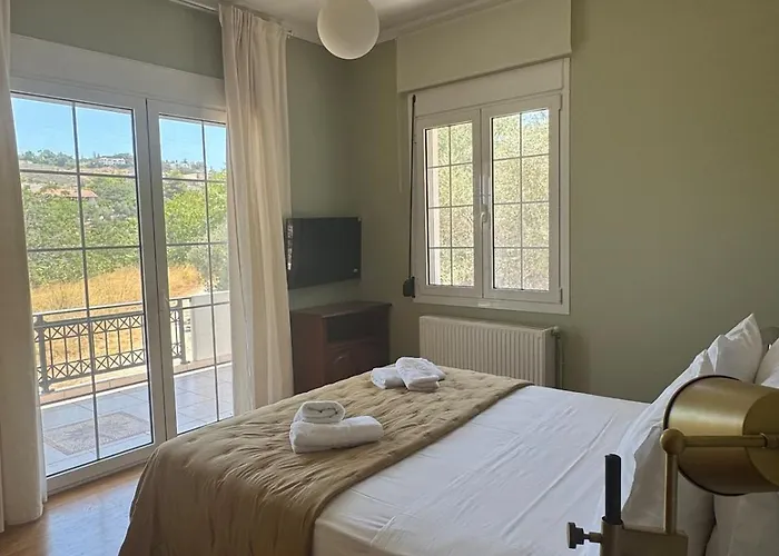 Nature Spacious Apt, 2km From Chania Old Town, Private Parking *