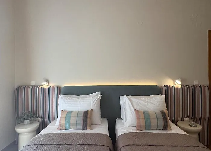 Nature Spacious Apt, 2km From Chania Old Town, Private Parking *