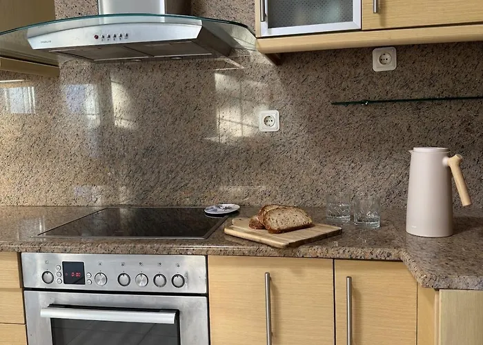 Nature Spacious Apt, 2km From Chania Old Town, Private Parking * La Canea