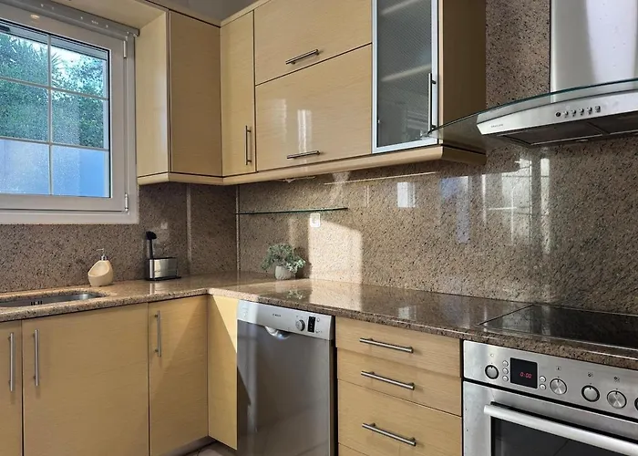 Nature Spacious Apt, 2km From Chania Old Town, Private Parking Apartamento *