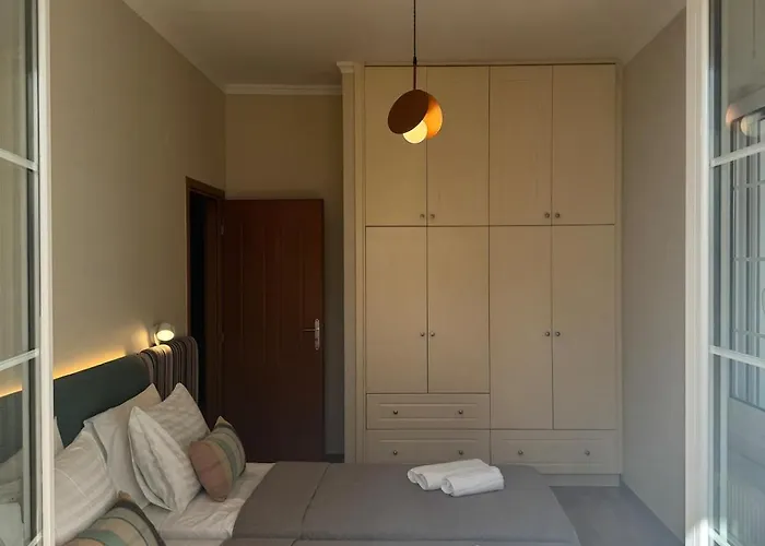 Nature Spacious Apt, 2km From Chania Old Town, Private Parking Apartamento La Canea