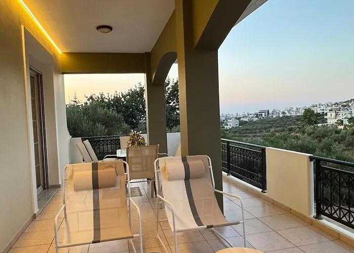 Apartamento Nature Spacious Apt, 2km From Chania Old Town, Private Parking