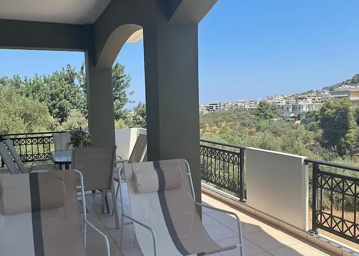 Nature Spacious Apt, 2km From Chania Old Town, Private Parking * La Canea